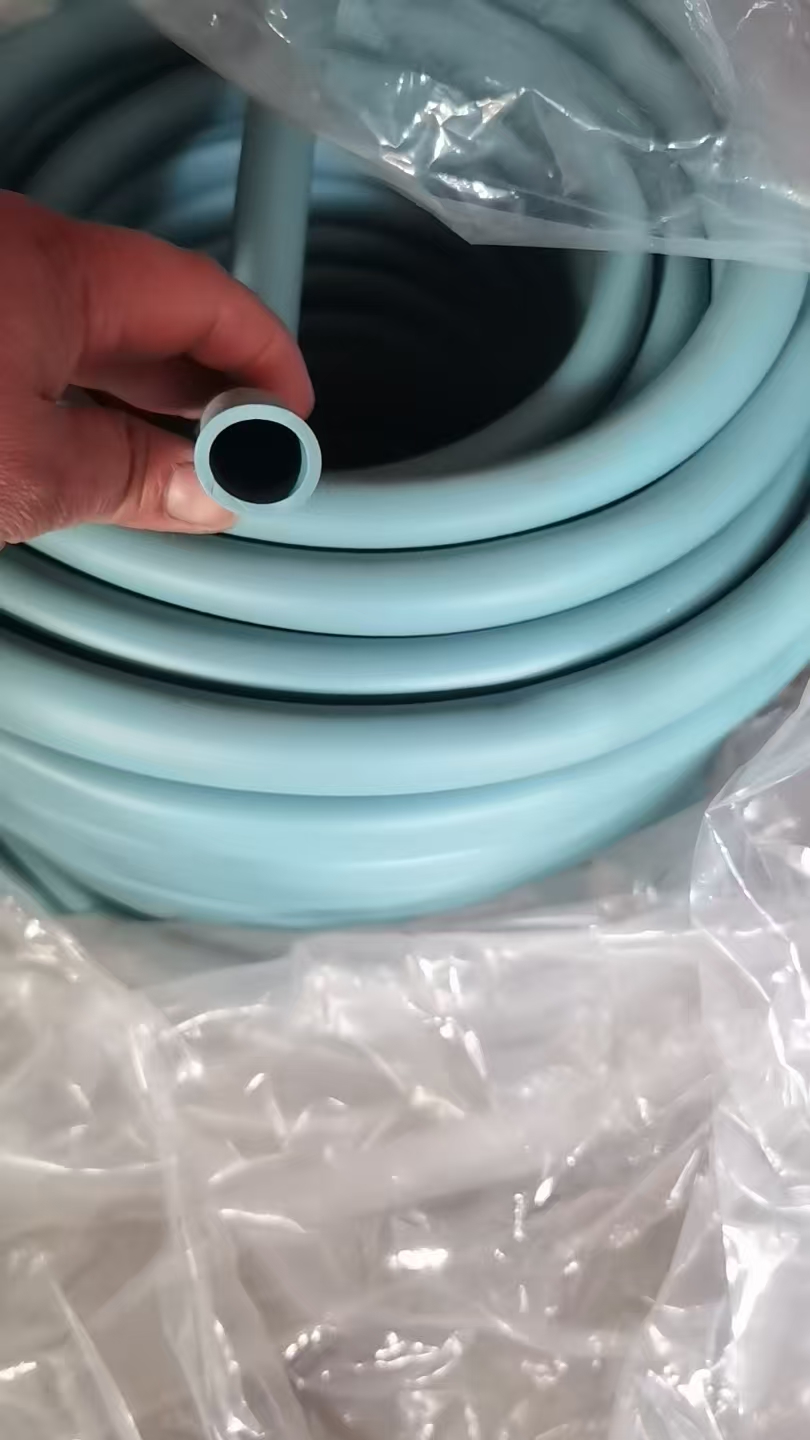 suction roll air tube
