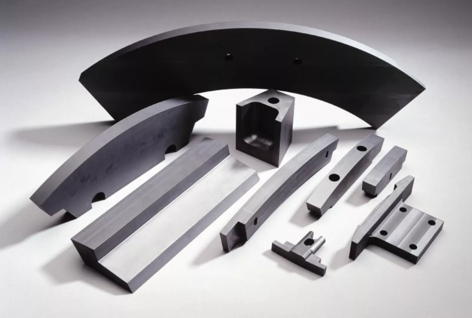 sealing strip for paper machine