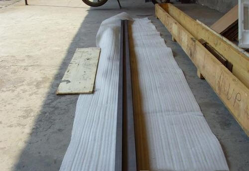 graphite and uhmw sealing strips